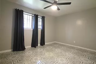 6434 Woodland Trails Dr, Houston, TX 77088 - Photo 6