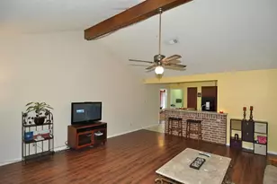 5421 Thistle Dr, Dickinson, TX 77539 - Photo 12