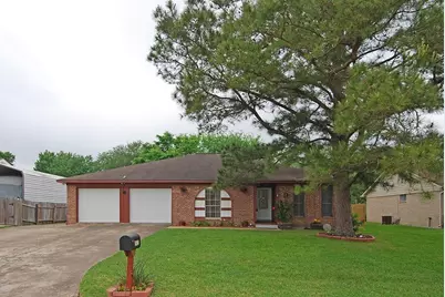 5421 Thistle Drive, Dickinson, TX 77539 - Photo 1