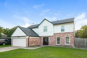 12523 Mill Ridge Dr, Cypress, TX 77429 - Photo 2