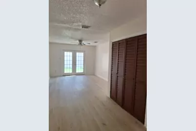 4030 Knoll Glen Drive, Houston, TX 77082 - Photo 8