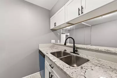 2100 Wilcrest Drive #225, Houston, TX 77042 - Photo 14