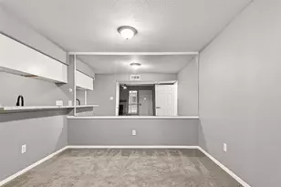 2100 Wilcrest Dr, Houston, TX 77042 - Photo 8