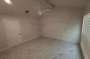 2218 Round Lake Dr Dr, Houston, TX 77077 - Photo 20