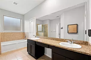 450 Terra Vis Cir, Montgomery, TX 77356 - Photo 18