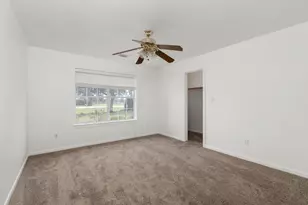 1812 Settlers Ct Dr, Sealy, TX 77474 - Photo 22