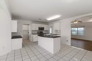 1812 Settlers Ct Dr, Sealy, TX 77474 - Photo 10