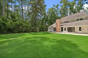 2702 Royal Cir Dr, Kingwood, TX 77339 - Photo 26