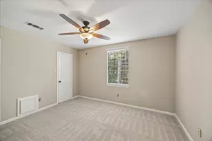 2702 Royal Cir Dr, Kingwood, TX 77339 - Photo 22