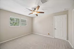 2702 Royal Cir Dr, Kingwood, TX 77339 - Photo 22