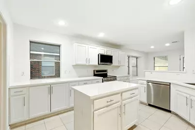 2119 Hannover Way, Spring, TX 77388 - Photo 18