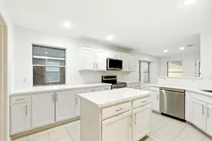 2119 Hannover Way, Spring, TX 77388 - Photo 18