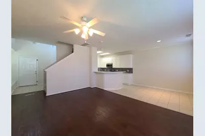 231 W Stedhill Loop, The Woodlands, TX 77384 - Photo 6