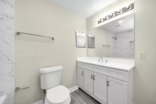 2626 Knotty Oaks Trail, Houston, TX 77045 - Photo 32