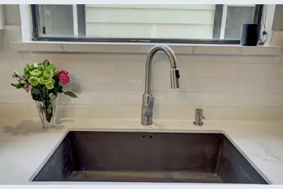 910 Malone Street #104, Houston, TX 77007 - Photo 16