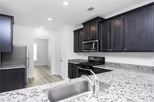 420 Lone Rider Dr, Katy, TX 77493 - Photo 8