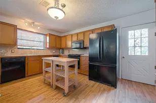 220 Hillcrest Dr, Coldspring, TX 77331 - Photo 22