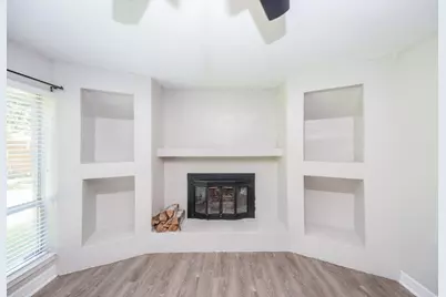16418 Blackhawk Boulevard, Friendswood, TX 77546 - Photo 8