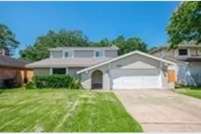 16418 Blackhawk Boulevard, Friendswood, TX 77546 - Photo 1