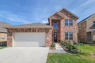 2901 Blossom Crst Wy, League City, TX 77573 - Photo 1