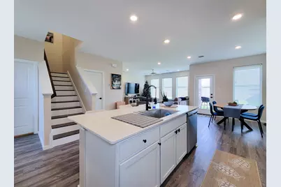 2901 Blossom Crest Way, League City, TX 77573 - Photo 10
