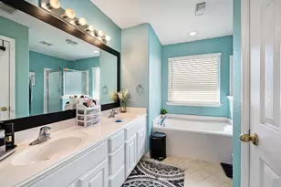 13807 Bonnetbriar Ln, Sugar Land, TX 77498 - Photo 14