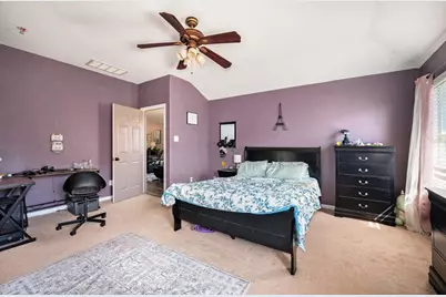 13807 Bonnetbriar Lane, Sugar Land, TX 77498 - Photo 12