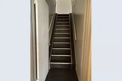 800 Travis Street #Attic, Columbus, TX 78934 - Photo 2