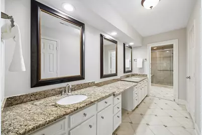 9517 Bayou Brook Street, Houston, TX 77063 - Photo 18