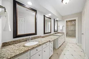 9517 Bayou Brook St, Houston, TX 77063 - Photo 18