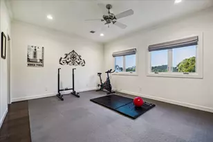 5201 Cedar Creek Dr, Houston, TX 77056 - Photo 26