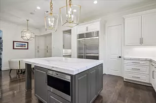5201 Cedar Creek Dr, Houston, TX 77056 - Photo 12