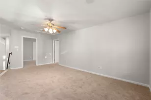 13726 Sandy Bend Ct, Houston, TX 77044 - Photo 34