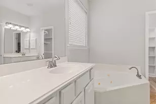 13726 Sandy Bend Ct, Houston, TX 77044 - Photo 28