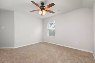 13726 Sandy Bend Ct, Houston, TX 77044 - Photo 38