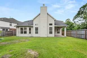 13726 Sandy Bend Ct, Houston, TX 77044 - Photo 6
