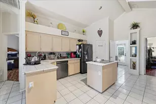 8040 Willow Creek Dr, Beaumont, TX 77707 - Photo 10