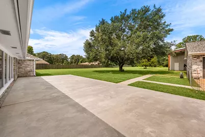 141 County Road 2209 S, Cleveland, TX 77327 - Photo 20
