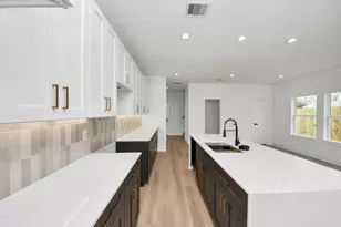 8314 Prairie View Dr, Houston, TX 77088 - Photo 4