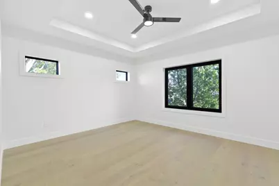 5115 Maple St, Bellaire, TX 77401 - Photo 18