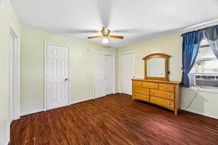 96 Burress St, Houston, TX 77022 - Photo 14