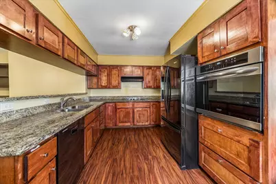 96 Burress Street, Houston, TX 77022 - Photo 4