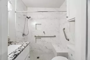 96 Burress St, Houston, TX 77022 - Photo 16