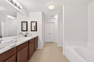 4918 Jagged Cliff Ln, Rosenberg, TX 77469 - Photo 12