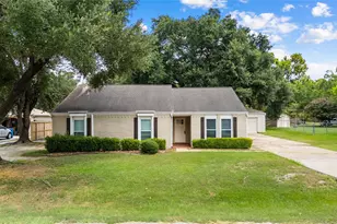 11215 Birchwood Dr, Humble, TX 77338 - Photo 1