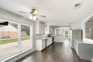 11215 Birchwood Dr, Humble, TX 77338 - Photo 8