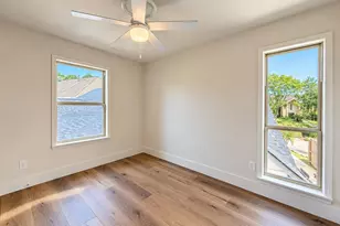 1031 Richelieu Ln, Houston, TX 77018 - Photo 22