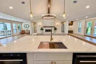 1031 Richelieu Ln, Houston, TX 77018 - Photo 14