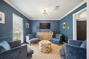 11010 Overbrook Ln, Houston, TX 77042 - Photo 6