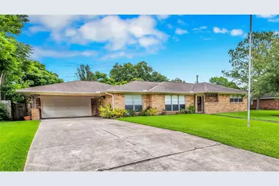 7919 Montglen Drive, Houston, TX 77061 - Photo 2